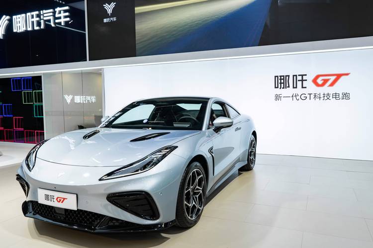 佛山顺德区特富海企业管理咨询哪吒汽车在智能汽车领域的表现，领途汽车在新能源汽车市场中的影响力